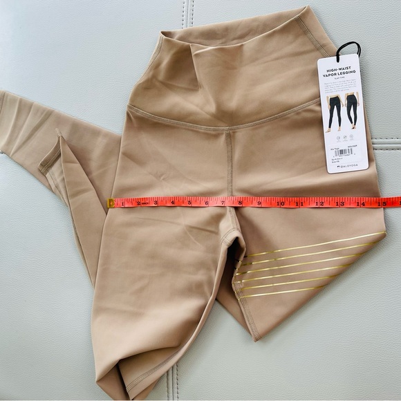 NWT! ALO YOGA High-Waist Vapor Legging Nude w/ Gold Highlights (Spark Gravel) XS - Picture 16 of 16